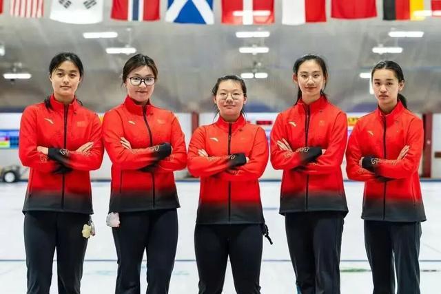 九游体育-中国女子冰壶青年队时隔八年再获铜牌！上海班底闪耀世青赛
